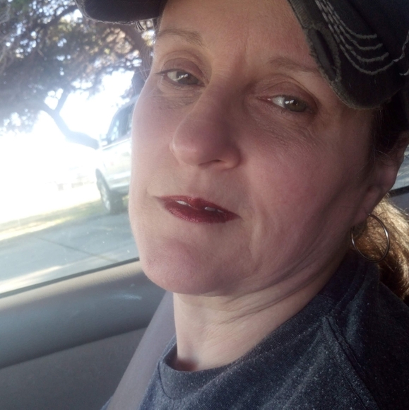 Meet your Posher, Samantha - Picture 6 of 6